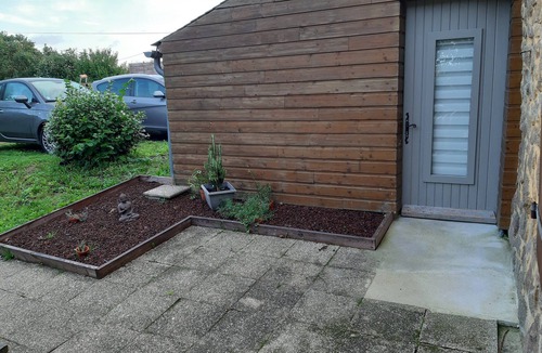 Saint-Broladre Apartment | Near Mont Saint Michel