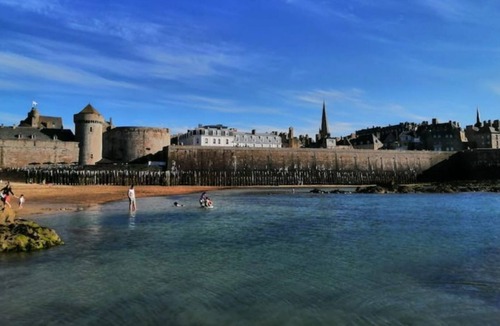 Pleine-Fougeres Apartment | Near Mont St Michel, studio, completely independent