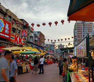 Sentul Pasar Apartment | Near