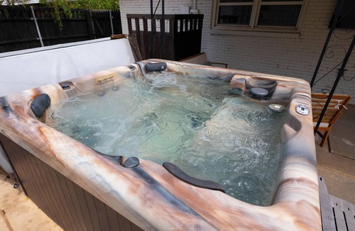 Canyon House | Near Palo Duro Canyon + Minutes to WT + Hot Tub