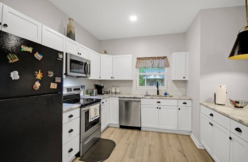Hanahan House | Near Park Circle, Downtown, & Beaches | Pool Table