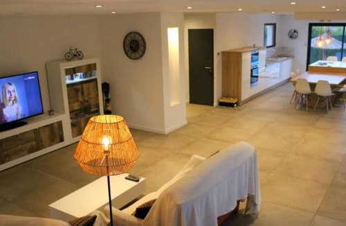 Millas Villa | Near Perpignan and the Sea, Villa With Swimming Pool, Summer Kitchen, Petanque