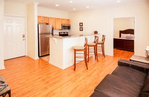 Central Oklahoma City Apartment | Near Plaza District Cozy 1BDR - Gated Parking