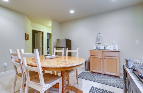 Greenwood Apartment | Near Public Transit & Walkable! Airy Seattle Apt