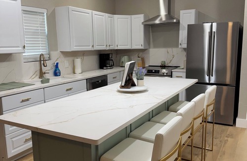 Schertz House | Near San Antonio and New Braunfels, a mile from Randolph AFB