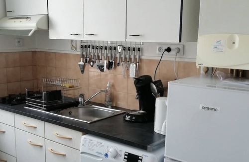 Saint-Nazaire Apartment | Near seafront and town center, beautiful T3 - sleeps 6 - bright and quiet