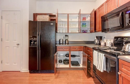 Cumberland Apartment | Near Suntrust Park 2