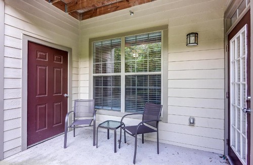 Cumberland Apartment | Near Suntrust Park 2