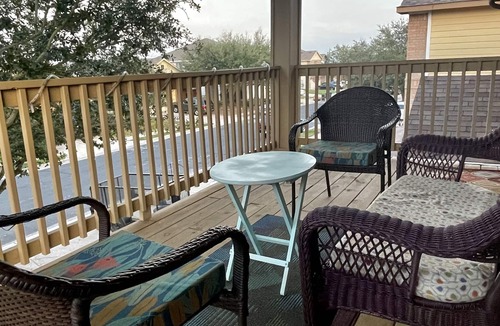 Los Cielos House | Near Tesla, CoA & Airport, 4 Beds, Balcony/Patios