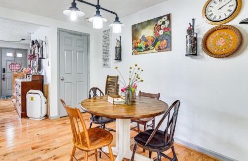 Germantown House | Near Trails, Parks & Orchards: Germantown Retreat