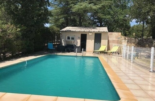 Saint-Laurent-La-Vernede House | Near Uzes Spacious House With Pool up to 13 People Tranquility