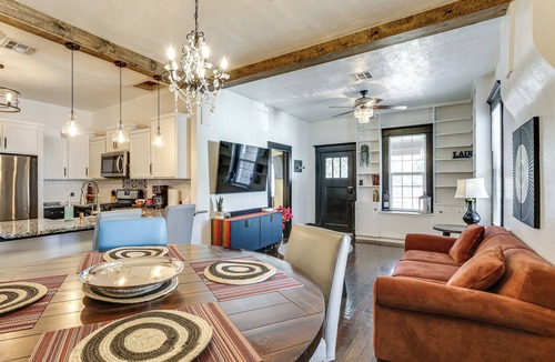El Paso House | Near UTEP! Inviting El Paso Home 3 Mi to Dtwn