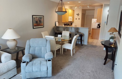 Superstition Springs Condo | Nearby golf course, restaurants, shopping, hospitals, and freeway access!