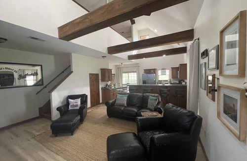 Heber Springs House | “NearDa” House is perfect for your next outdoor adventure in Heber Springs, AR.