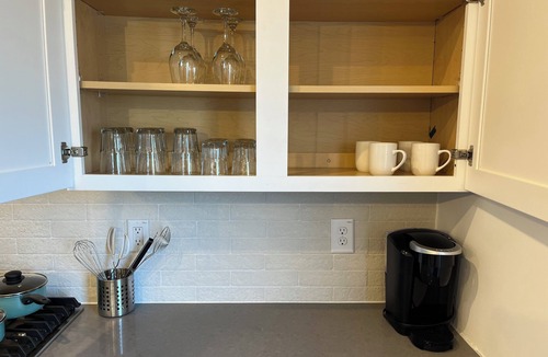Southeast Raleigh House | Nearly new Raleigh townhouse with all the basic needs and a convenient location
