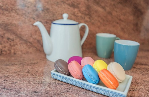 Laprade House | Neat modern house with private pool