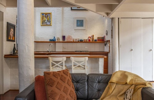 Goolwa House | Nectarine Cottage—A Romantic Goolwa Retreat