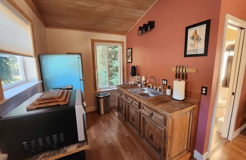 Vernonia Apartment | Nehalem Acres