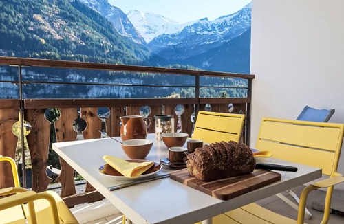 Champery Apartment | Neige et Soleil Nr 13 by Interhome