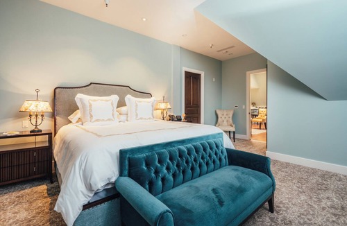 Lower Pacific Heights House | Neighbourgood Sutter Mansion