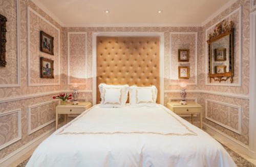 Lower Pacific Heights Hotel | Neighbourgood Sutter Mansion