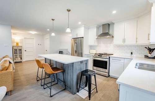 Cornwall House | Neighbourhood Gem Near Downtown Cornwall & the St. Lawrence River