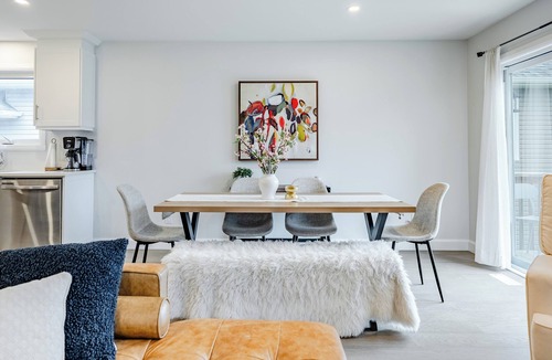 Cornwall House | Neighbourhood Gem Near Downtown Cornwall & the St. Lawrence River