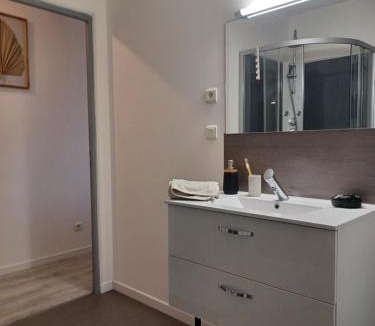 Vierzon Apartment | Neli home