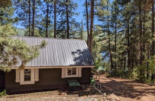 Bayfield House | Nellie May Cabin on Vallecito Lake in Bayfield CO
