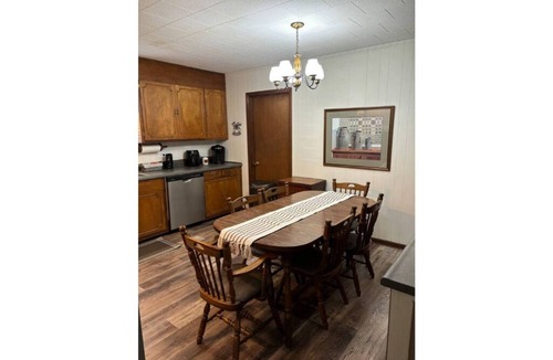 Albertville House | Nellie’s Place