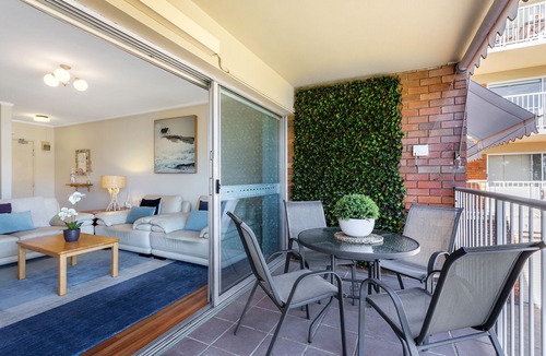 Nelson Bay Apartment | Nelson Bay - Prime Location
