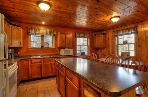 Rangeley Plantation House | Nelson Estate - ATV and snowmobile access!