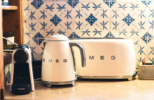 Villecerf House | Nelson House