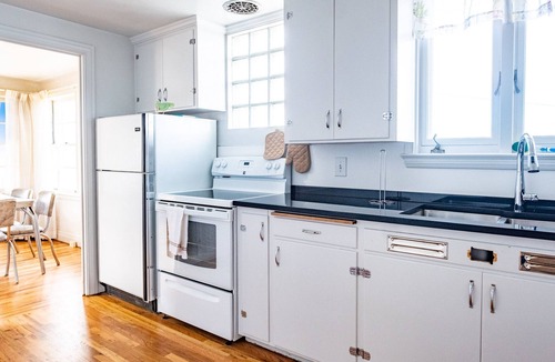 Sheridan House | Nelson Inn - Heritage B