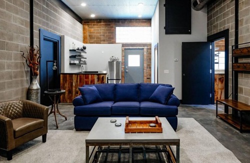 Sheridan House | Nelson Inn - Unit 3: The Industrial