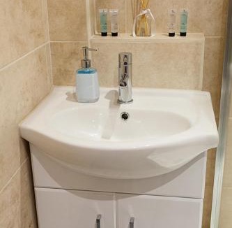 South Ferriby Hotel | Nelthorpe Arms