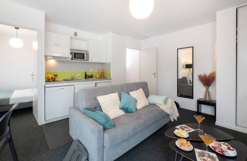Saint-Pierre - Rene II - Bonsecours Hotel | Nemea Appart Hotel Home Suite Nancy Centre