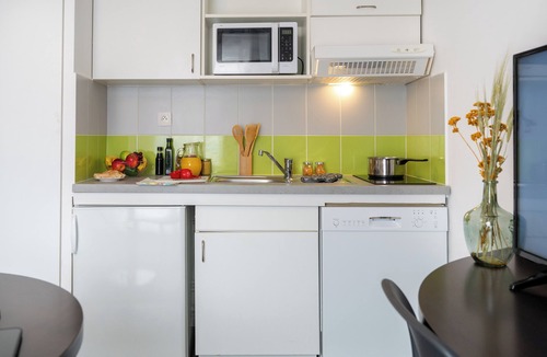 Saint-Pierre - Rene II - Bonsecours Hotel | Nemea Appart Hotel Home Suite Nancy Centre