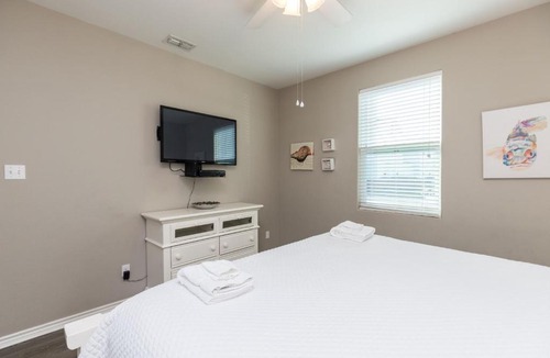 Corpus Christi Villa | Nemo Cay Resort D146K Poolside