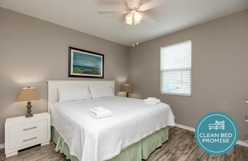 Corpus Christi Villa | Nemo Cay Resort D140K Poolside