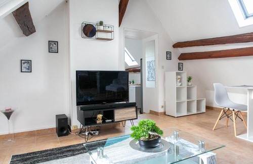 Nemours Apartment | Nemours Le Tanneurs - Vue Château