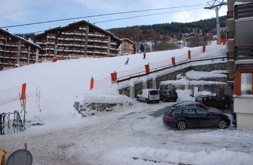 Saint-Pierre-de-Clages Apartment | Nendaz: Ski in Winter and Mountain in summer