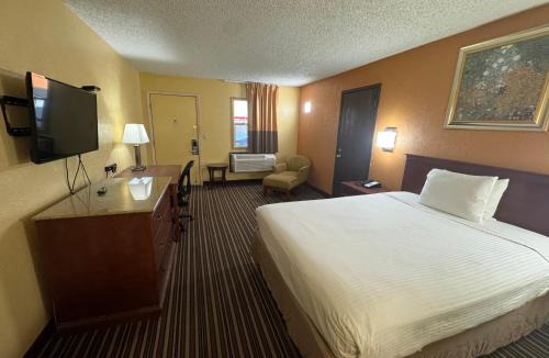 Dodge City Hotel | Nendels Inn & Suites Dodge City Airport