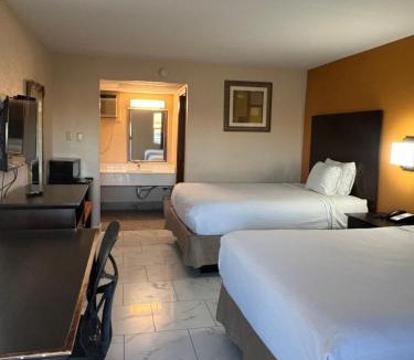 Dodge City Hotel | Nendels Inn & Suites Dodge City Airport