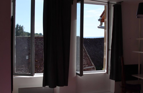 Autun Apartment | Nenuphar in Hauts Quartiers