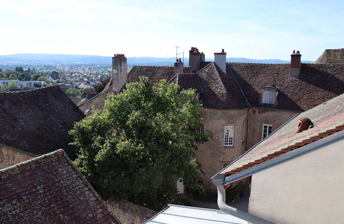 Autun Apartment | Nenuphar in Hauts Quartiers