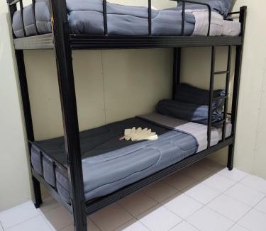 Dinoyo House | Neomi Guesthouse Malang