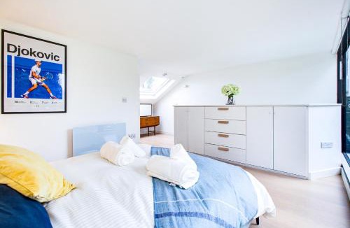 Hillside House | Neoteric Home Wimbledon Village