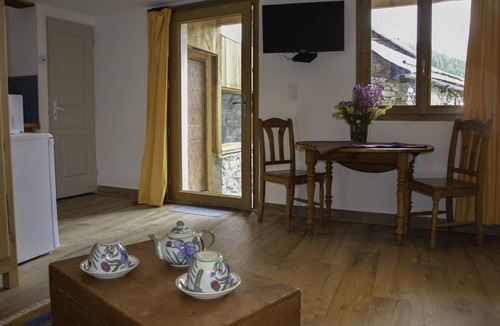 Molines-en-Queyras Apartment | Nepal in Queyras