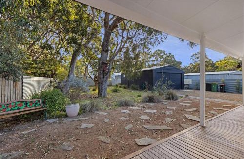 Raymond Island House | Neptune